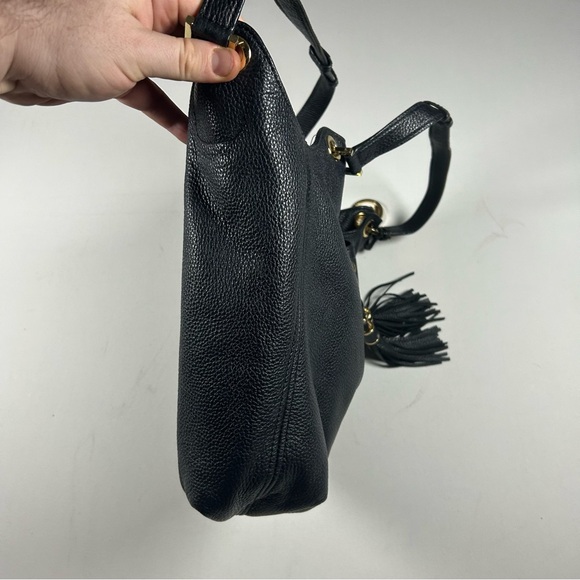 MICHAEL KORS Black Camden Drawstring Pebble Leather Tassel Shoulder Bag Purse - Picture 6 of 10